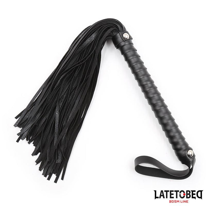 Textured Handle Flogger Black 485cm