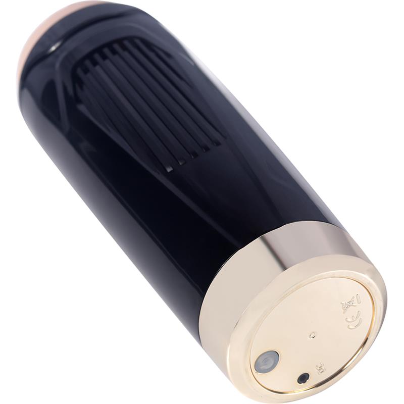 Davina Masturbator with vibration