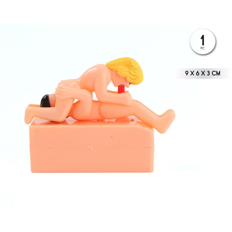 Wind up doll