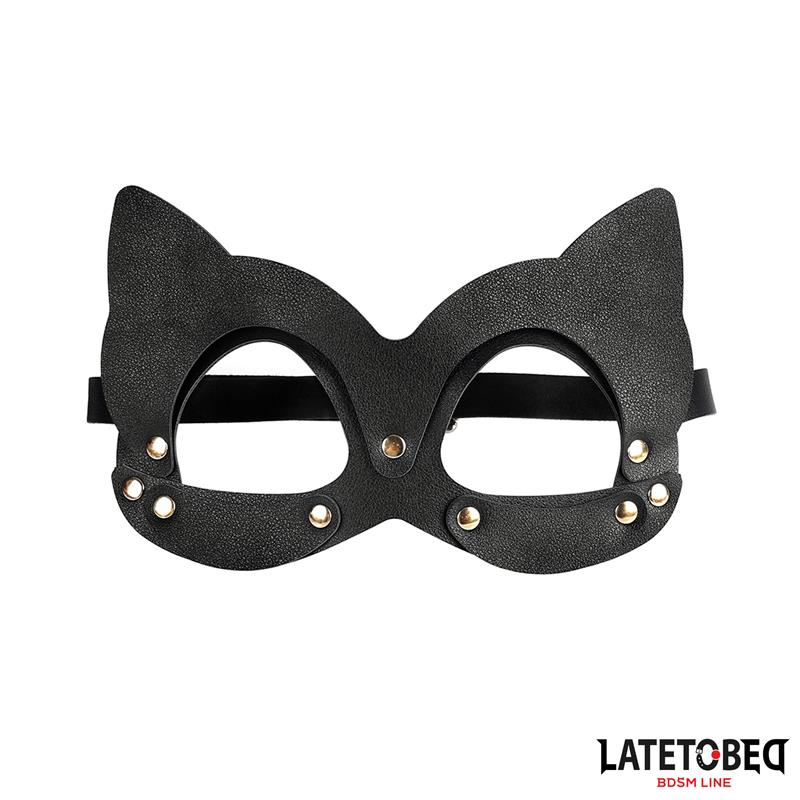 8 Piece Leather Bondage Kit with Storage Case